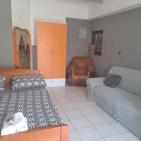 Apartment Budget Cozy